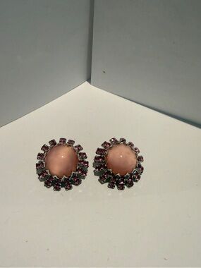 Vintage 1950s Pink Moonglow Rhodium Plated Rhinestone Cluster Clip Earrings MCM